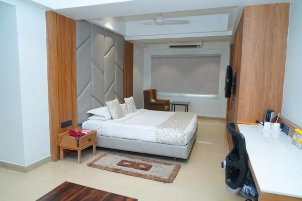 Hotel Kinara Grand ไฮเดอราบัด ภายนอก รูปภาพ