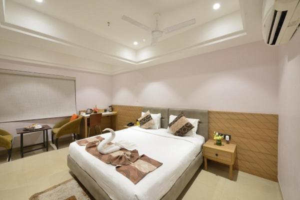 Hotel Kinara Grand ไฮเดอราบัด ภายนอก รูปภาพ